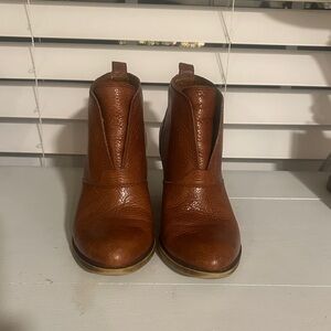 Lucky Brand Tan Leather Ankle Booties